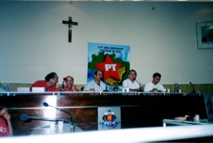 Luis Cesar Bueno durante reunião do PT em Luziânia