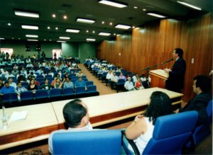 Luis Cesar Bueno   2001 09 05