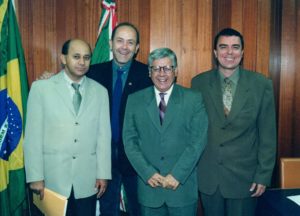 Luis Cesar Bueno   (11)