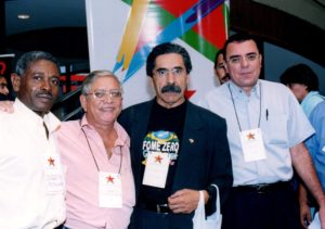Luis Cesar Bueno   (12)