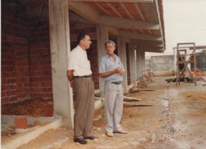 Luis Cesar Bueno   (13)