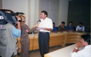 Luis Cesar Bueno   (14)