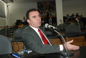 Luis Cesar Bueno 20