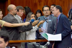 06 08 REQUERIMENTOS FAVORECEM CAPITAL GOIANA e interior