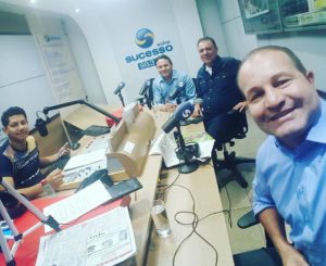 11 de outubro   LUIS CESAR BUENO DEBATE CARGA DE IMPOSTOS NA RÁDIO SUCESSO