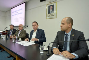 Luis Cesar Bueno   636289