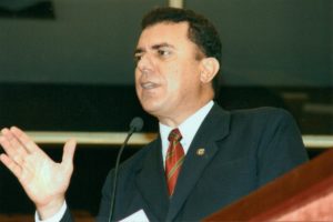 Luis Cesar Bueno 2004 (16)