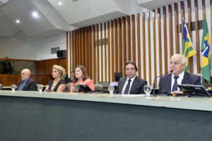 Luis Cesar Bueno em evento de estética 09