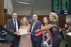 Luis Cesar Bueno em evento de estética 55