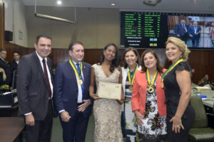 Luis Cesar Bueno em evento de estética 73