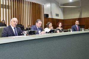 Luis Cesar Bueno em evento de estética 20
