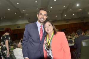 Luis Cesar Bueno em evento de estética 84